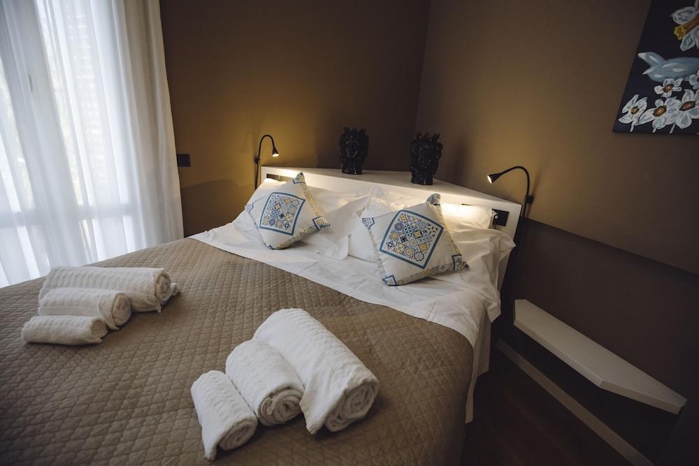 Palace - Separate Hotel 4*